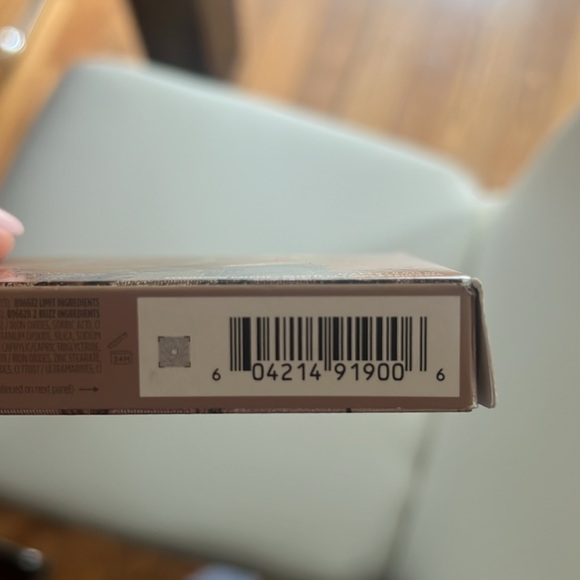 Urban Decay Naked3 Eyeshadow Pallet- BNIB - Picture 7 of 7